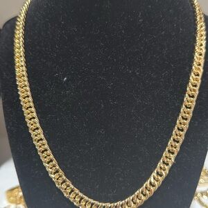 Elegant Gold plated Chain Necklace